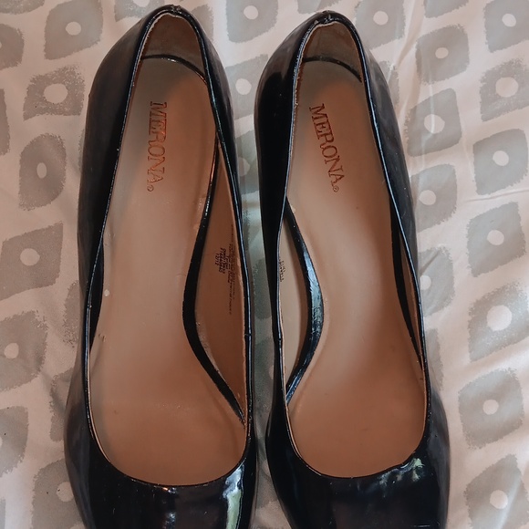 Merona Women's 7.5 Black Patent Leather Peep-Toe Heels 3" Heel - Picture 3 of 12